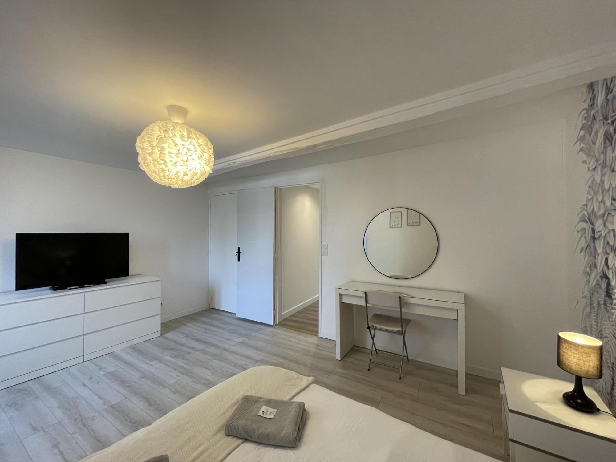 L'Authentique Apartment Chablis Ngoại thất bức ảnh